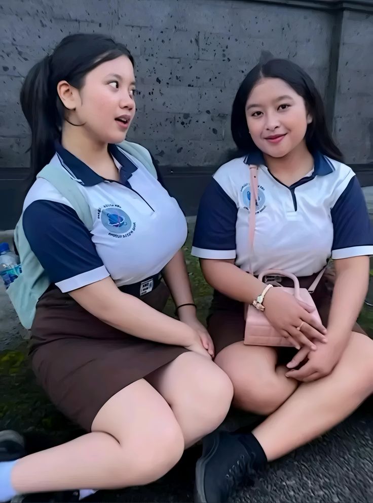 Viral Video Terbaru Keeping An Eye On Calm Smp Top Global 2025