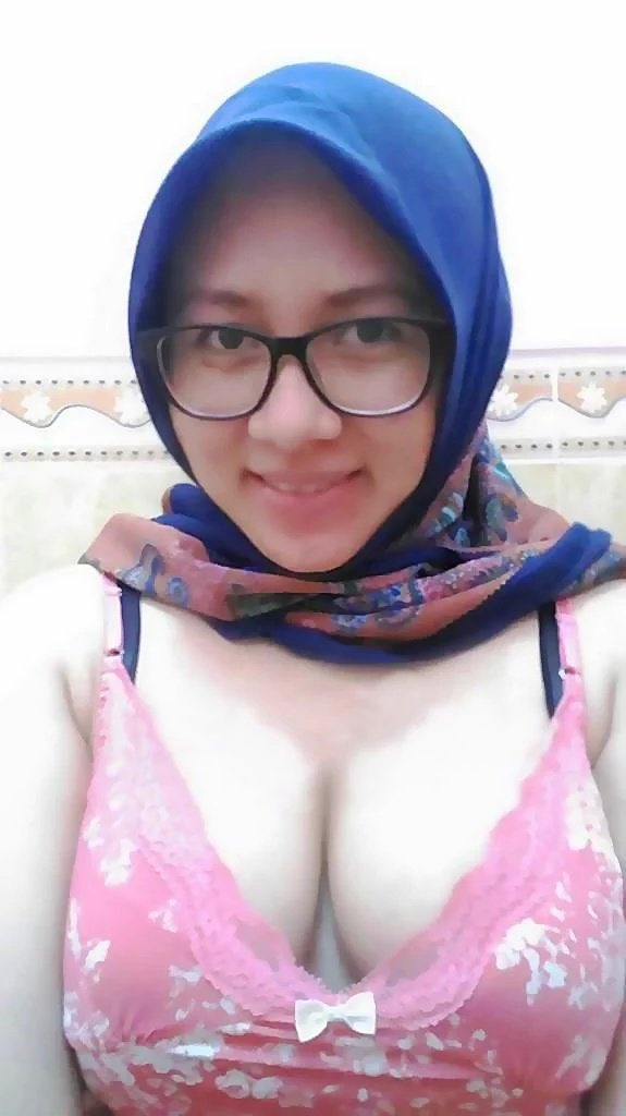 2025 Viral Digoyang Tante Hijab Kenal Di Instagram Yandex Indonesia Terbaru Top Trending Global 2026